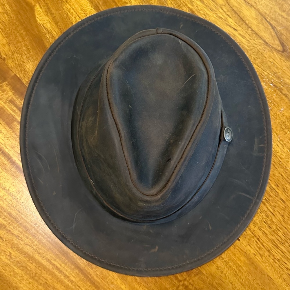 Leather hat, fedora style. SOLD OUT cannot find anywhere